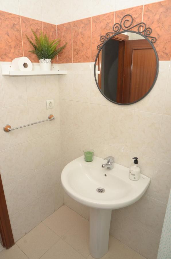 Habitacion Grande Con Terraza Privada, Malaga Centro エクステリア 写真