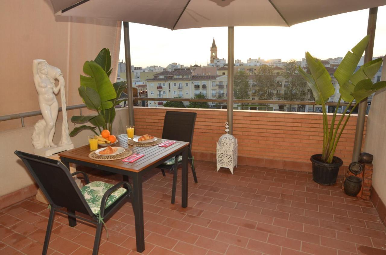 Habitacion Grande Con Terraza Privada, Malaga Centro エクステリア 写真