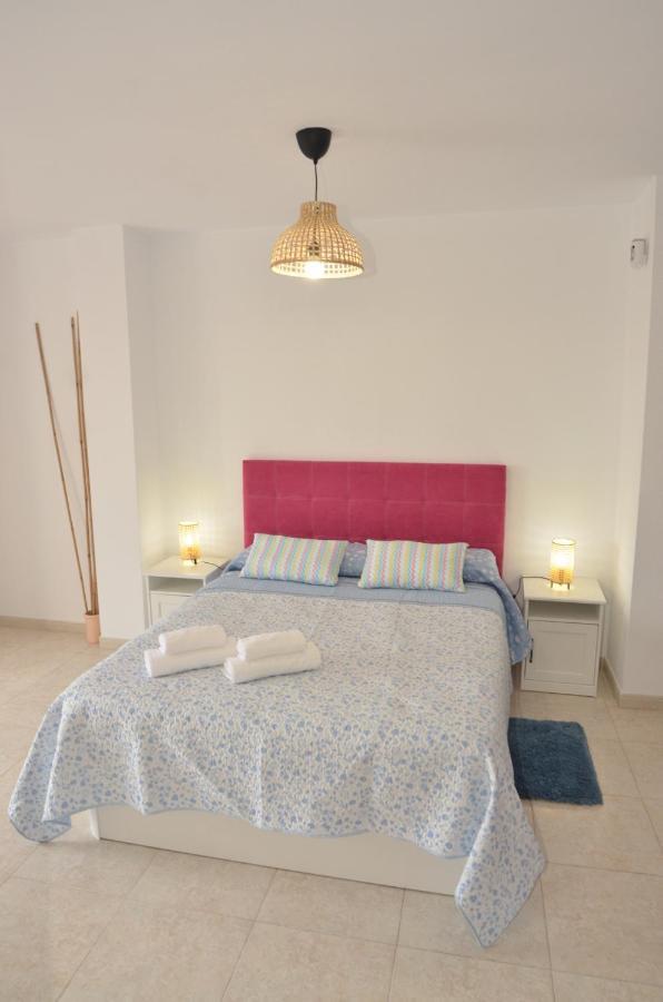 Habitacion Grande Con Terraza Privada, Malaga Centro エクステリア 写真