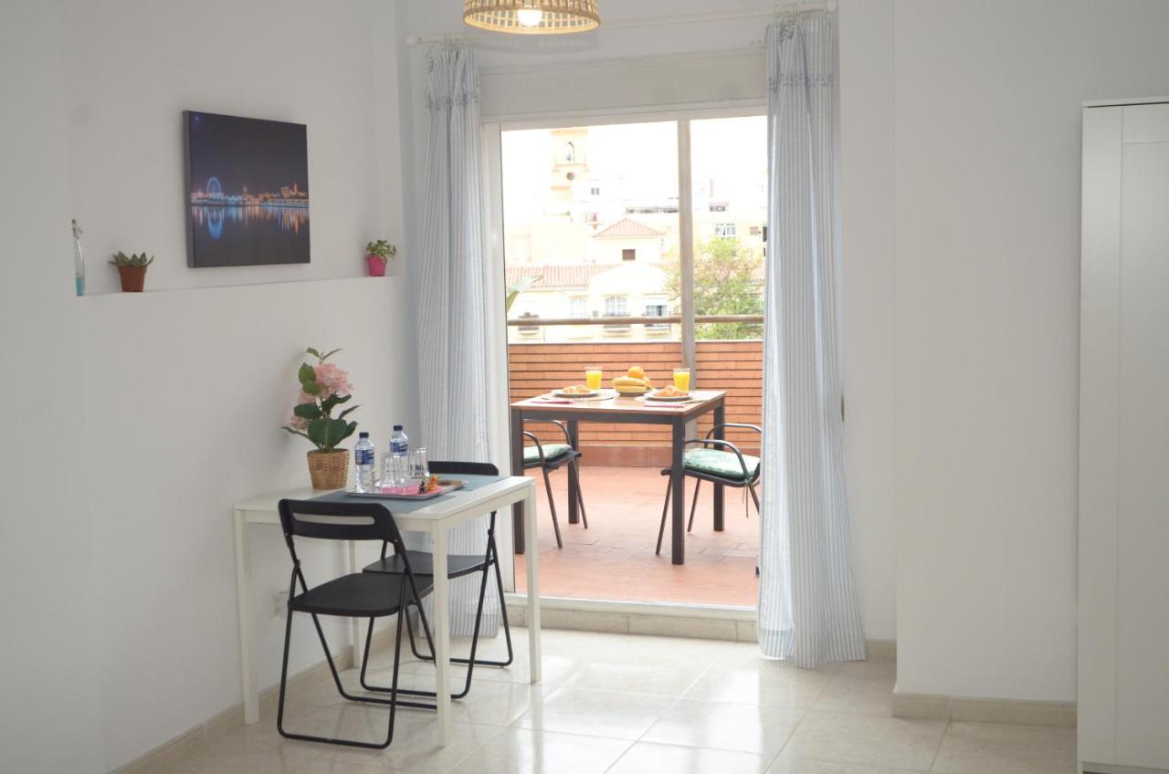 Habitacion Grande Con Terraza Privada, Malaga Centro エクステリア 写真