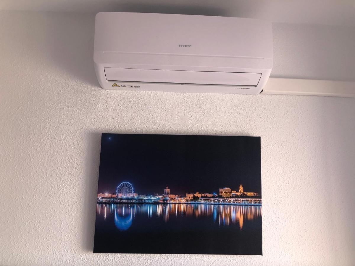 Habitacion Grande Con Terraza Privada, Malaga Centro エクステリア 写真